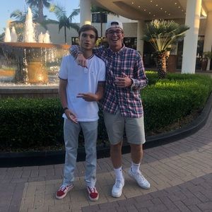 Meet your Posher, Bradley